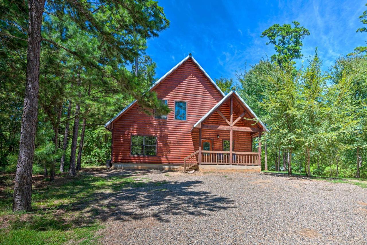 Cabin With Hot Tub And Games, 4 Mi To Beavers Bend! Broken Bow Exterior photo